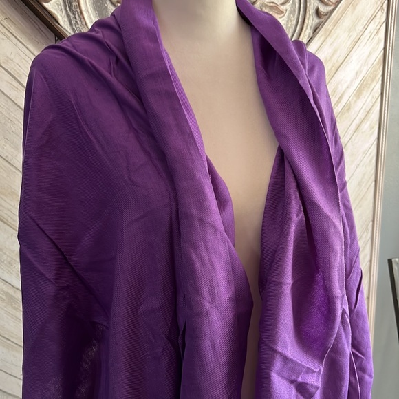 Symphony Designs, oblong purple, Scarf/shawl/wrap made in India - Picture 4 of 5